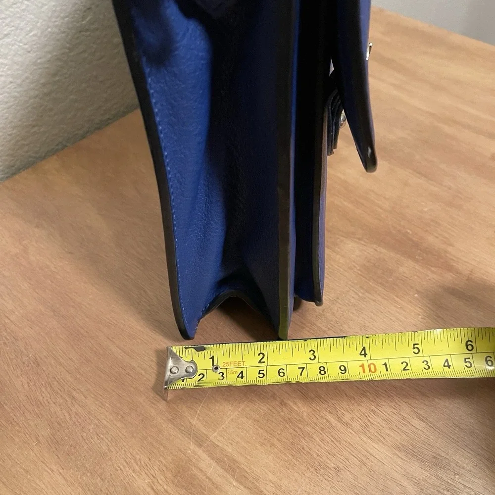 Lavenger Pebbled Leather Messenger Laptop Bag Cobalt Blue  Magnetic Closure EUC